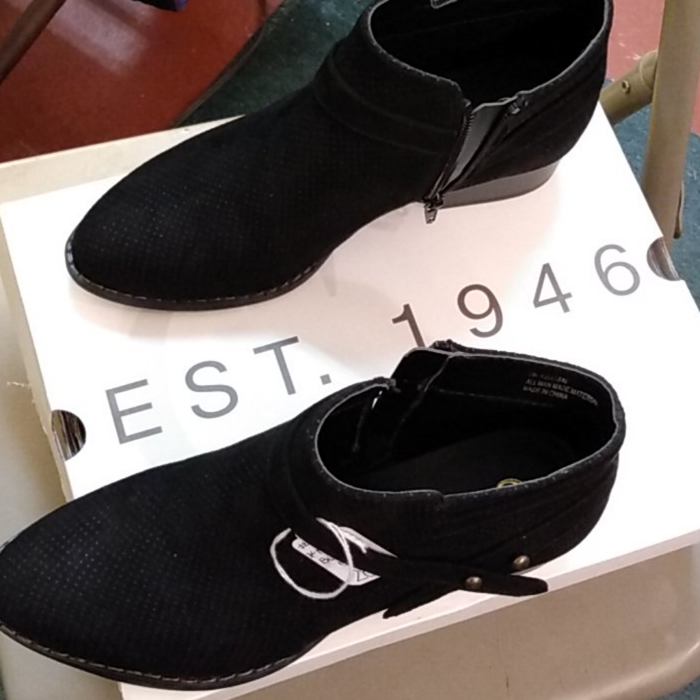 Black EST.1946